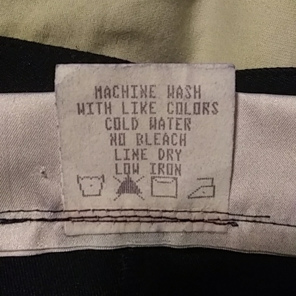 Women's Bette Court Signature Collection Shorts - Picture 8 of 10